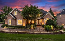8360 Kenningston Way, Duluth, GA 30097