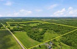 29001 219th Street, Easton, KS 66020