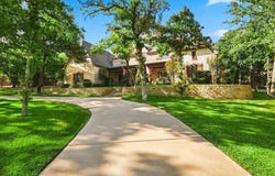 686 Knob Hill Court, Argyle, TX 76226