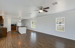 155 Travis Ln, Spicewood, TX 78669