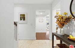 12975 Agustin Pl, Playa Vista, CA 90094