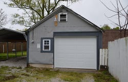 1243 E Thoman Street, Springfield, MO 65803