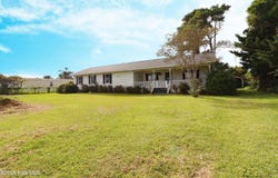 115 Canal Drive, Harkers Island, NC 28531
