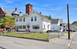 89 Mammoth Rd, Lowell, MA 01854