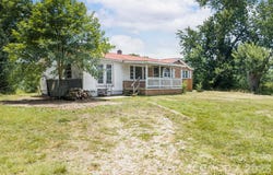 86 Sterling Drive, Mills River, NC 28759