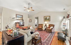 129 RED OAK DR, STAUNTON, VA 24401