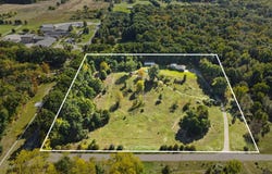4750 Skyhawk Drive NE, Rockford, MI 49341