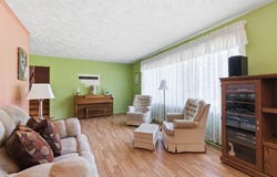 93 Maynard Ave, Crestline, OH 44827