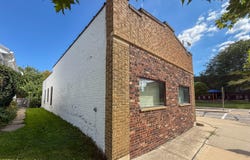 7234 W Becher St, West Allis, WI 53219