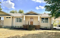 407 E Central Road, Lamar, MO 64759