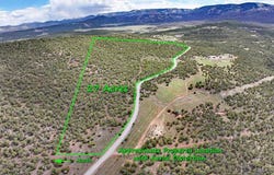 KK Road, Molina, CO 81646