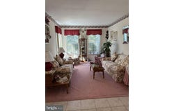 99 ROBIN Lane, BARNEGAT, NJ 08005