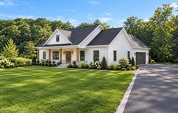 153 S Quaker Lane, Hyde Park, NY 12538