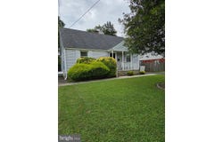 8 STRATFORD Avenue, EWING TWP, NJ 08618