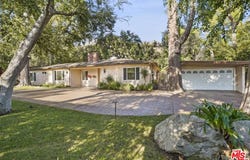 2452 N Altadena Dr, Altadena, CA 91001