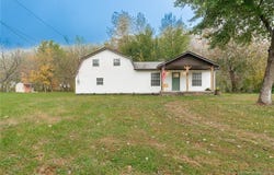 966 W Water Street, Borden, IN 47106