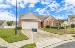 418 Mockingbird Drive, Loganville, GA 30052