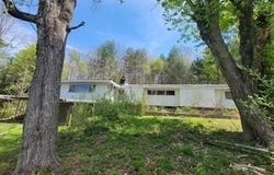 20084 Alberta St, Oneida, TN 37841