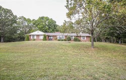 12901 Mohawk Drive, De Soto, MO 63023