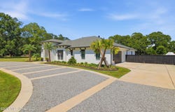 15 Legacy Drive, Picayune, MS 39466
