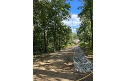 280 Poplar Dr, Buchanan, TN 38222