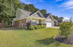 124 HAYDEN DR, Beebe, AR 72012