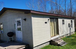 86 S KING ST, CEDARVILLE, MI 49719