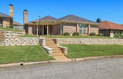 22 S Pebble Creek Dr, Longview, TX 75605