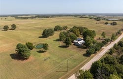 377038 E 1060, Okemah, OK 74859