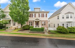 17439 LETHRIDGE Circle, ROUND HILL, VA 20141