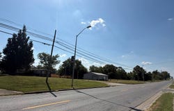 1505 Oak St, Carmi, IL 62821