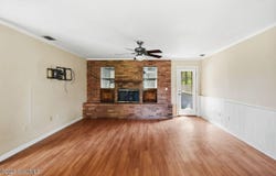 149 Lake View Circle, Brunswick, GA 31525