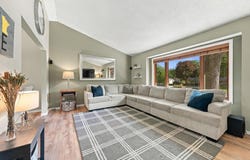 1568 27th Avenue NW, New Brighton, MN 55112