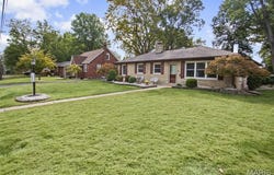 1626 Main Street, Highland, IL 62249