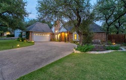 129 CREST VIEW Dr, Lakeway, TX 78734