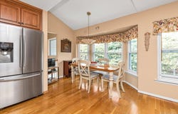 7 Eastern Drive, New Hyde Park, NY 11040