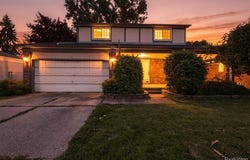 18238 Red Oaks Drive, Macomb Twp, MI 48044