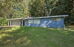 94921 LINDGREN Ln, NorthBend, OR 97459