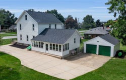 60 Pleasant View Drive, Lancaster, NY 14086