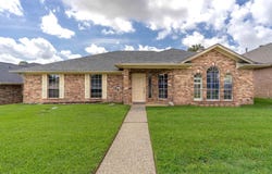 21 Woodland Dr., Longview, TX 75605