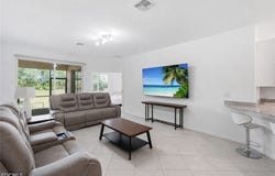 1648 Alameda Drive, Naples, FL 34120