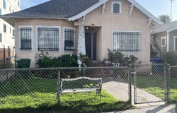 1258 W 36th St, Los Angeles, CA 90007