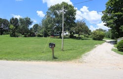 6876 W Governors Trace RD, Eckerty, IN 47116
