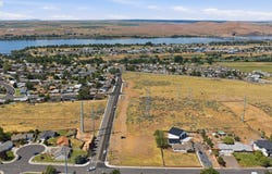 311 PINE TREE Ave, Umatilla, OR 97882