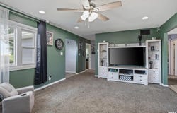 1 COUNTY Road, Chatham, IL 62629
