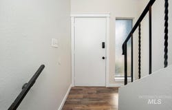 385 S 5th E, Mountain Home, ID 83647