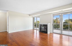 19355 CYPRESS RIDGE Terrace, LEESBURG, VA 20176