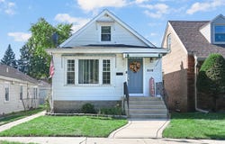 9550 S California Avenue, Evergreen Park, IL 60805