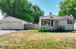 2210 Williamson Avenue, Burton, MI 48529