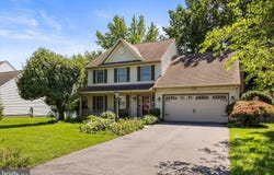 2022 WALFIELD Drive, LANCASTER, PA 17601